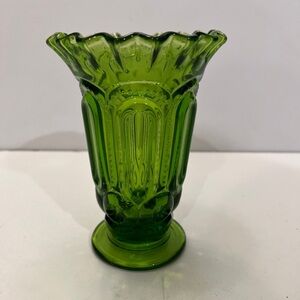 Moon and Star Green
by SMITH GLASS 6" Crimped Vase